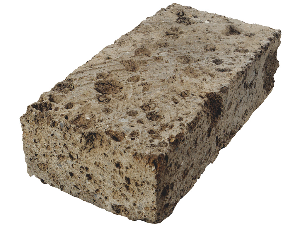 Tuffsteinblock, Graphit