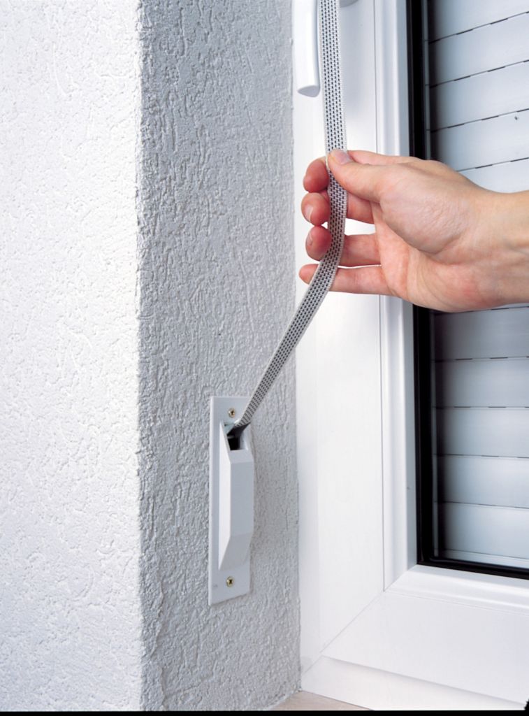 Abdeckplatte für Mini Mauereinlaßwickler weiß