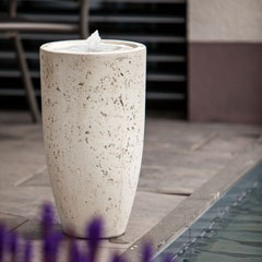 Heissner Terrassenbrunnen „Vase White Led“
